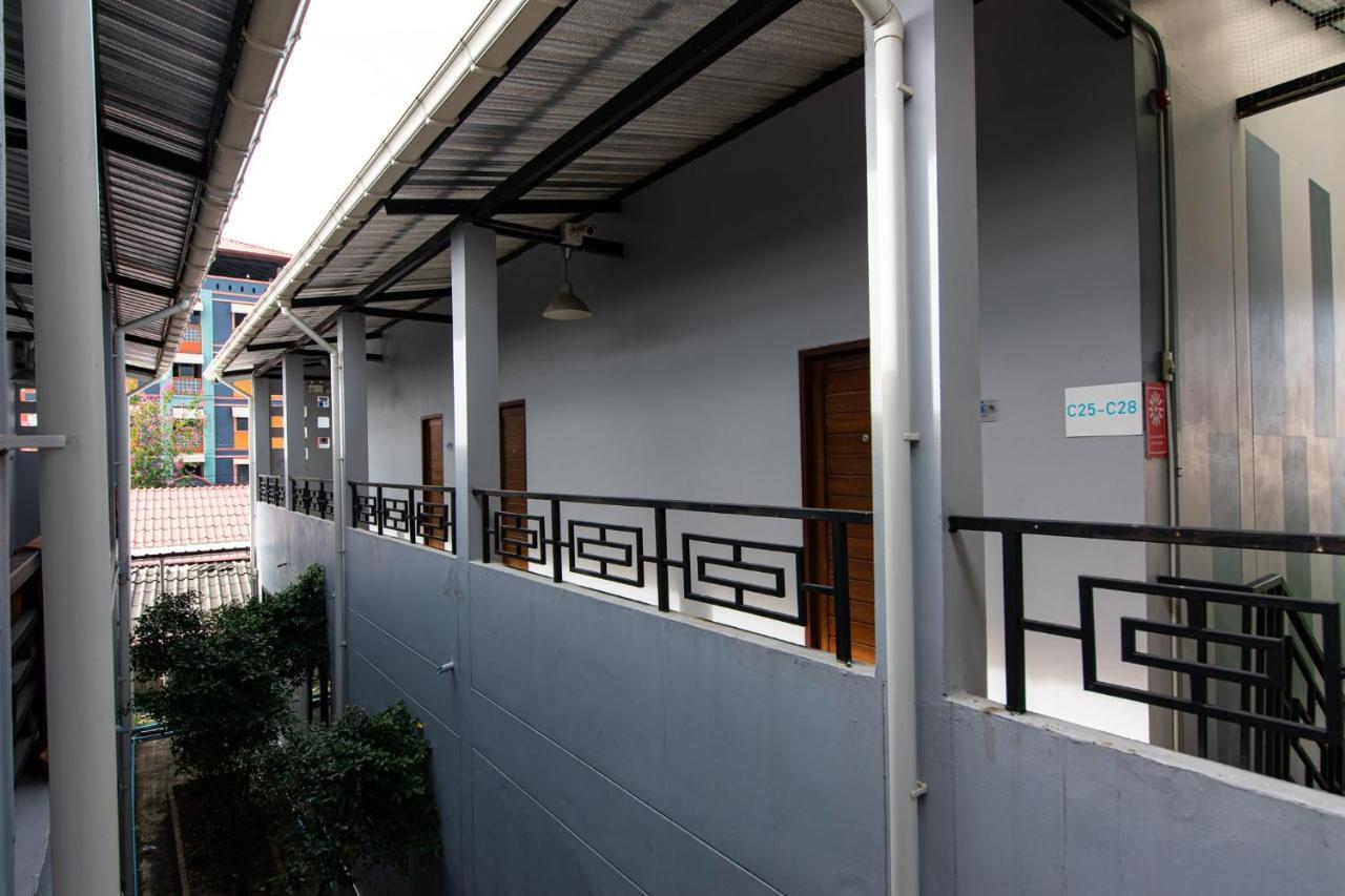 Matini Klong1 Hotel Rangsit Exterior foto