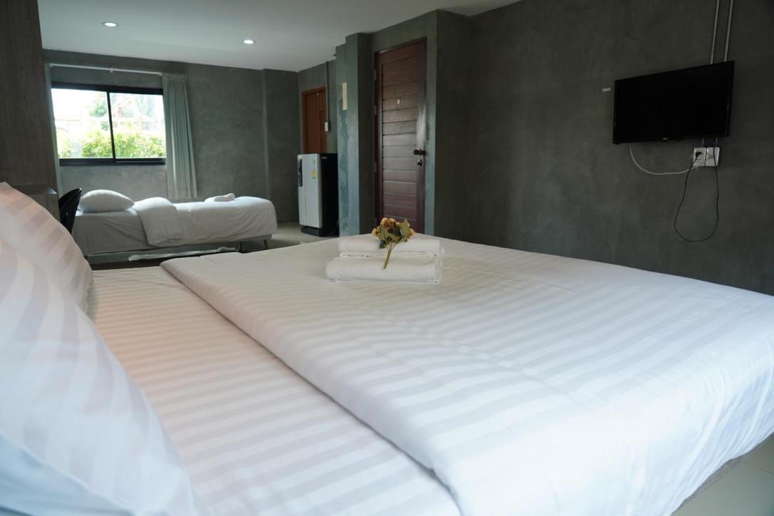 Matini Klong1 Hotel Rangsit Exterior foto